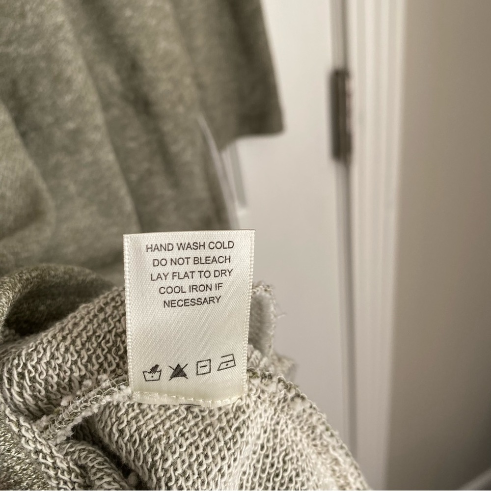 Max Studio London Pullover Hoodie Dress Women Medium Sage Green Cottage Core - Picture 4 of 6